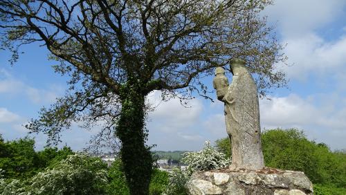 PLANCOET-SITES-La-Janiere-Statue-Vierge-2